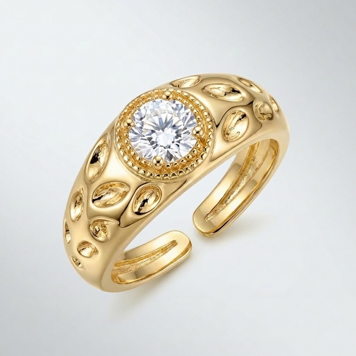 Vintage Zirconia Gold Ring - (Adjustable)