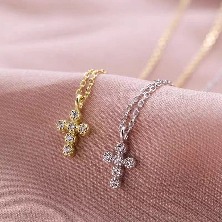 MINI DIAMONDS CROSS NECKLACE