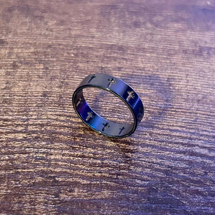 Openwork Faceted Cross Ring